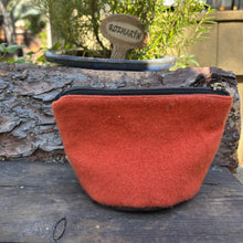 Load image into Gallery viewer, Quarry Pouch, small - Dumpie
