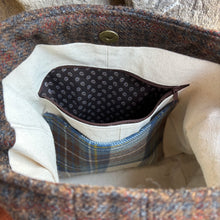 Load image into Gallery viewer, Ben Becula, Compass Bag - large
