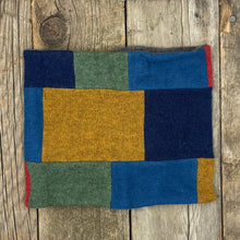 Load image into Gallery viewer, Cashmere, neckwarmer - Sunbird

