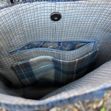 Load image into Gallery viewer, Eriskay, Compass Bag - large
