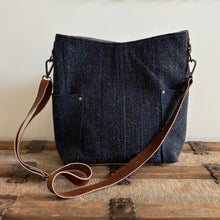 Load image into Gallery viewer, Eriskay, Compass Bag - large
