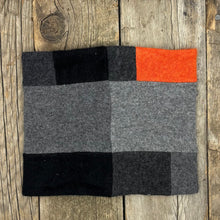 Load image into Gallery viewer, Cashmere, neckwarmer - Catbird (large)
