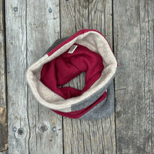 Load image into Gallery viewer, Neckwarmer, cashmere - Royce
