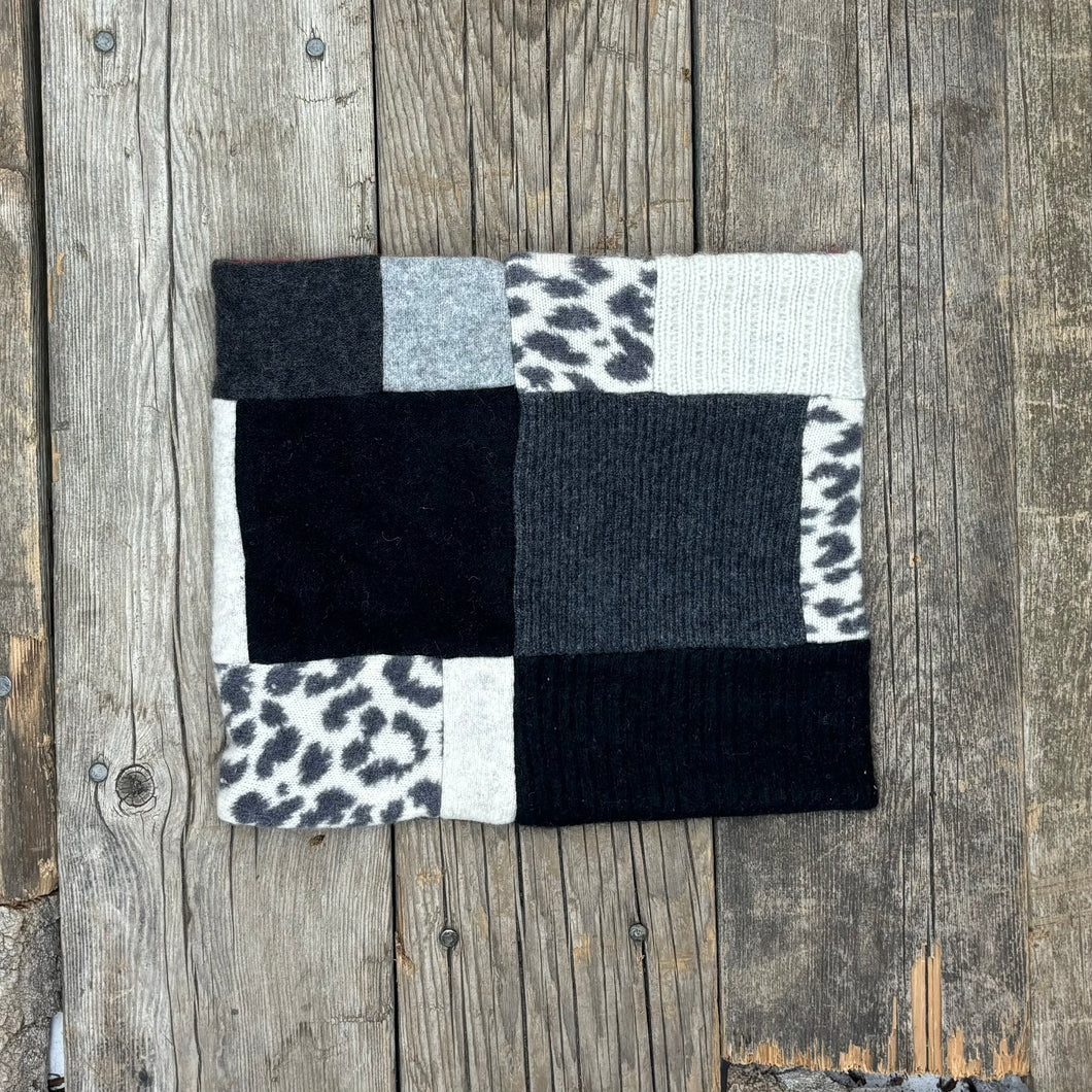 Neckwarmer, cashmere - Jaguar