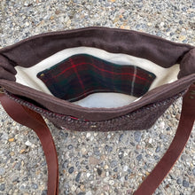 Load image into Gallery viewer, Ellesmere, Sequoia Satchel
