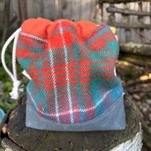 Load image into Gallery viewer, Drawstring Project Bag, small - Mist
