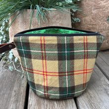Load image into Gallery viewer, Quarry Pouch - Beefy, Large
