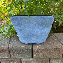 Load image into Gallery viewer, Quarry Pouch, large - Tubby
