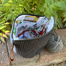 Load image into Gallery viewer, Quarry Pouch, large - Tubby

