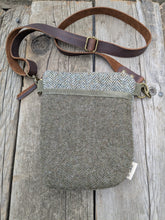 Load image into Gallery viewer, Joffre - Essential Pouch
