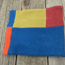 Load image into Gallery viewer, Cashmere, neckwarmer - Parakeet
