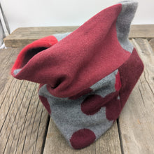 Load image into Gallery viewer, Cashmere, neckwarmer - Robin
